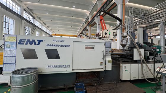 Goede prijs. PLC Control System Magnesium Alloy Die Casting Machine with 380V/50Hz Power and 550 KW Total Electric Capacity for Customized Production online